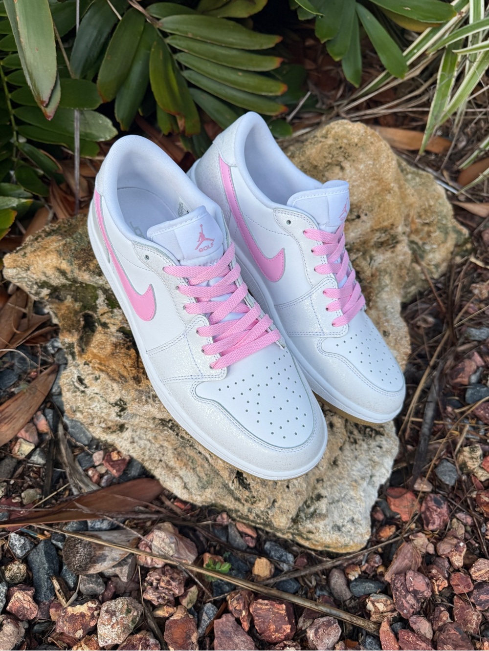 Air Jordan 1 Low Golf Gum Bottom-Custom Pink Colorway